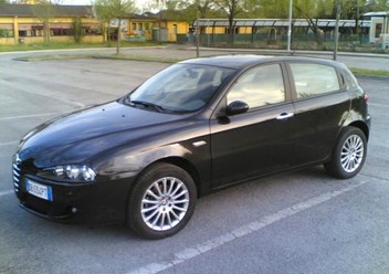 Żarówka Alfa Romeo 147 FL